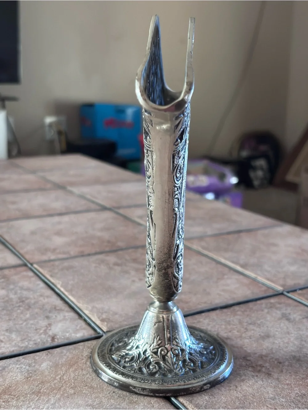 Vintage Bombay ORNATE FAN SHAPED PIERCED FILIGREE FLOWER VASE - Silver Tone